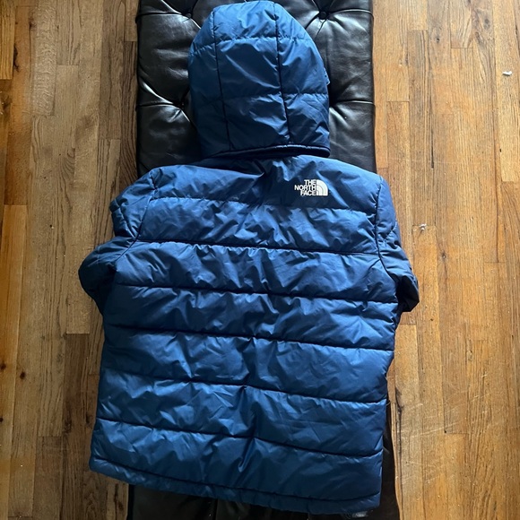 The North Face Brown Blue Puffer Jacket - Picture 2 of 5